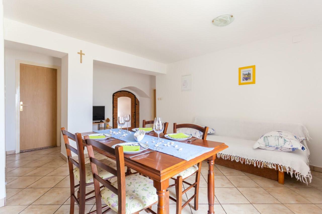 Apartamento Marina Malinska Exterior foto