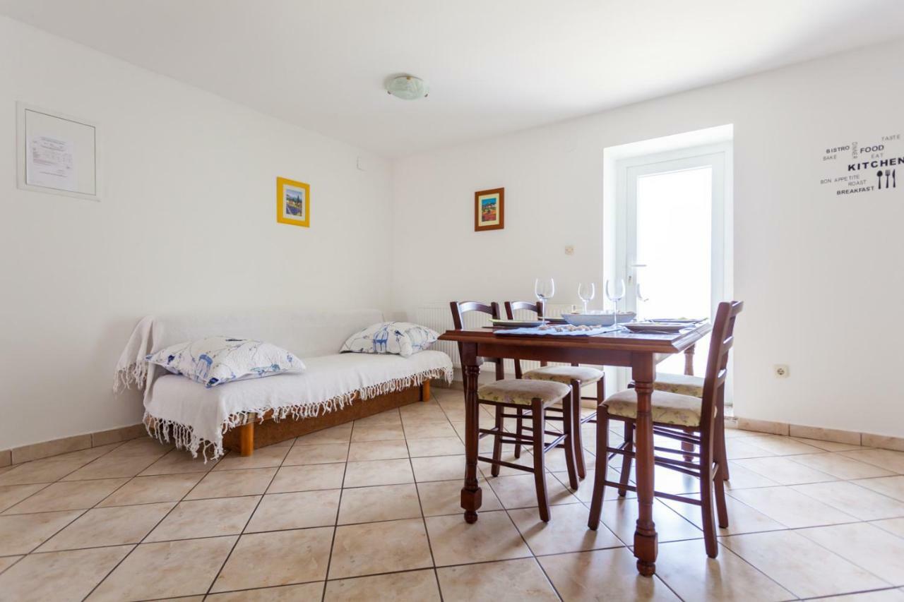 Apartamento Marina Malinska Exterior foto